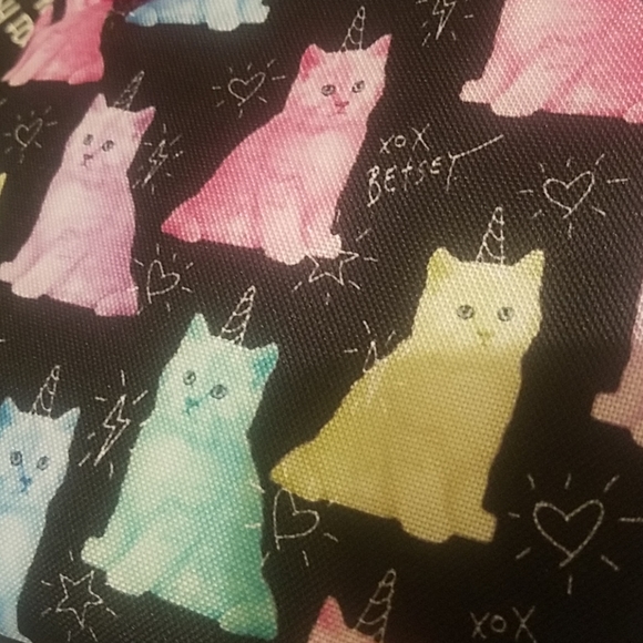 Betsey Johnson unicorn kitty lunch tote NWT - Picture 2 of 4
